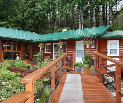 Accommodation - BC, Canada Hunting Trips Vancouver Island - Fraser River Outfitters Accommodation - BC, Canada Hunting Trips Vancouver Island - Fraser River Outfitters